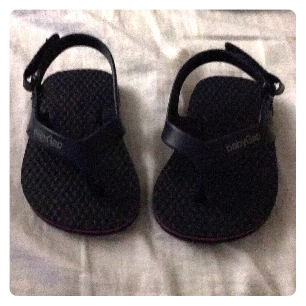 Newborn slippers